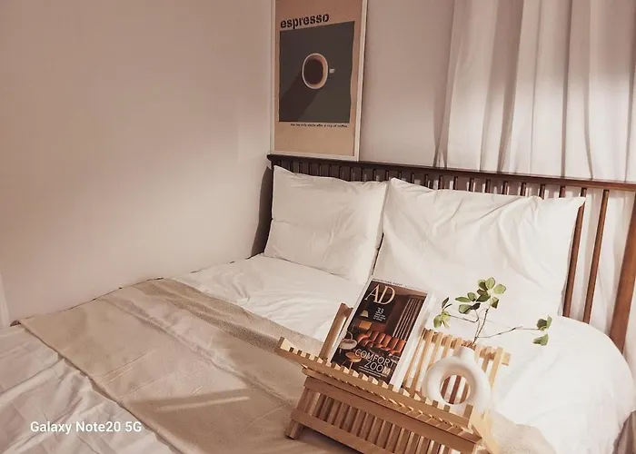 Yuyeon Apartment *